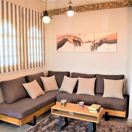 Avra Apartamento *